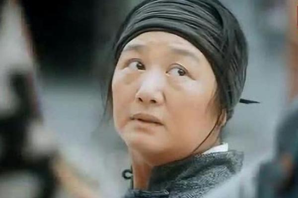 《老中医》剧情太跳咋回事?翟天临戏份被删,高小朴母亲莫名去世