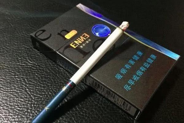 这4个香烟20元以内,但口感是非常不错,第4就是00后的最爱