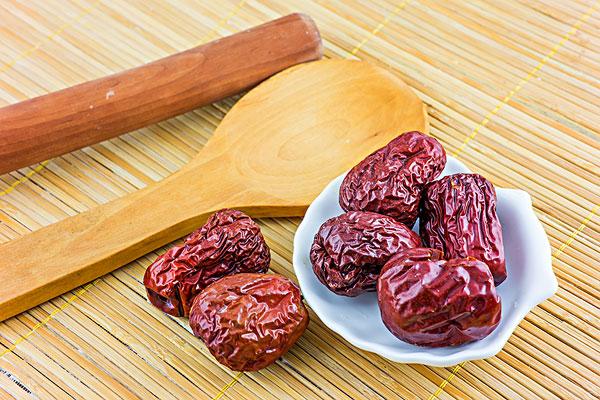 吃什么东西能补血【吃什么食物补血】