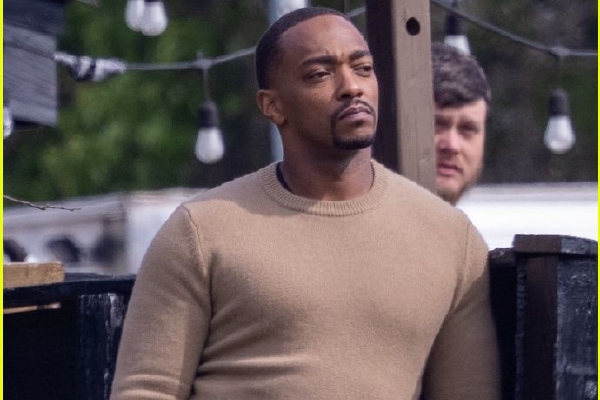 社会动态-""-越要搞钱，，，，，越不幸，，，，，这对吗？？？？？？_ZAKER新闻