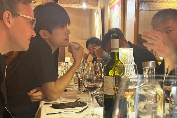 娱乐速递-""-郭台铭宣布添子喜讯 称上天给他6旬老人第二春