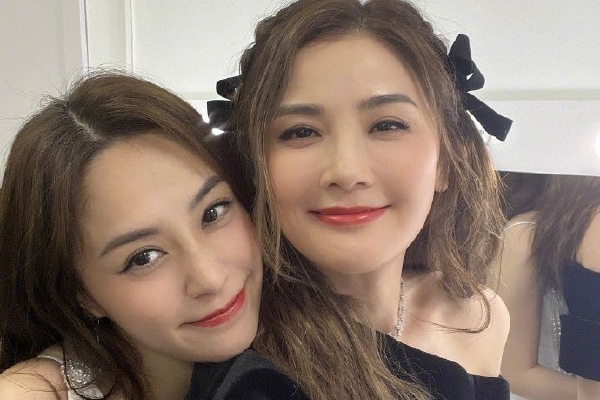 切尔西"蓝精灵"终夺欧冠 阿布砸20亿英镑为冠军