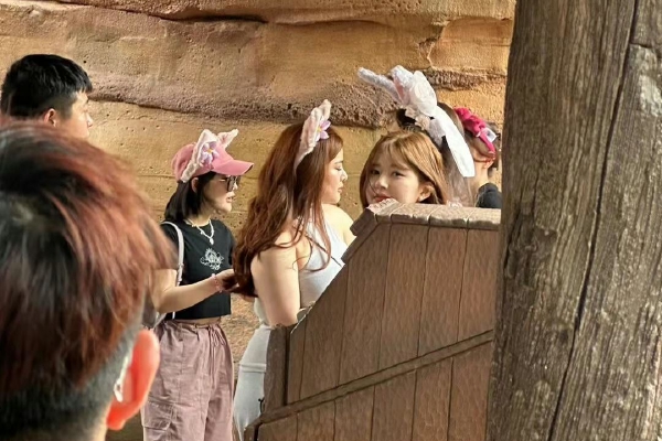 今日热议-""-Double Kill！阿里高德地图成美团新威胁_ZAKER新闻