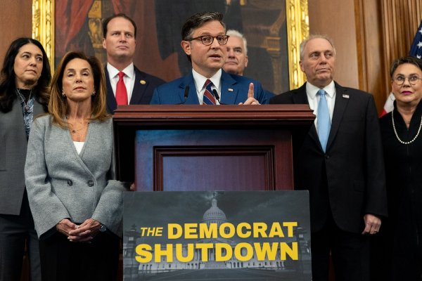 翁帆,周深,杨振宁,卢伟冰,清华大学