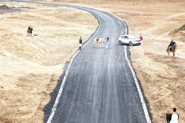 穿1毫米的裙子跳舞网友热议-这是一场视觉盛宴还是对 