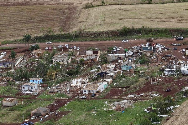 Gary Wayne男男”-一部引发性别的新小说 