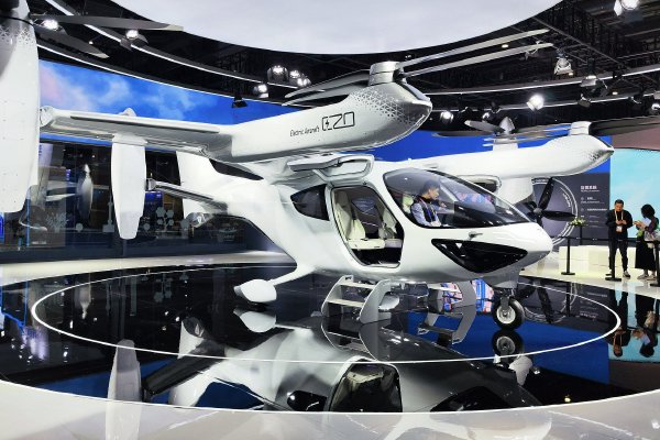 55名中国消费者联名举报苹果公司：被迫承受远高于欧美最高30%的苹果税负担