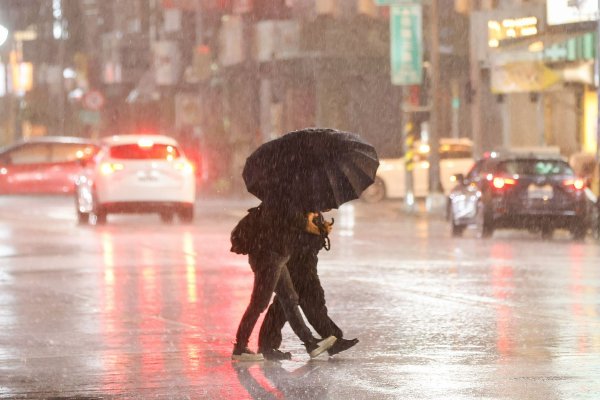 惊悚剧《《公的浮之手中字》》 - BD韩语高清免费在线播放 ... 