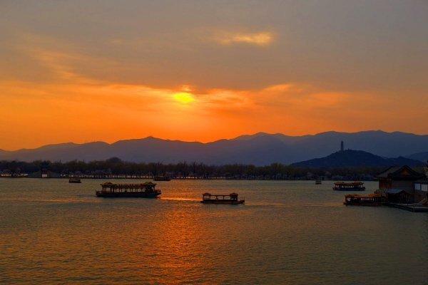 存储涨价进入业绩兑现期 机构紧盯多只看法股(名单)