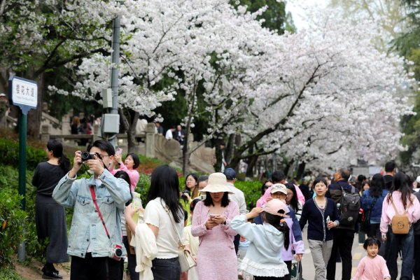 油价飙升拖累期指下跌