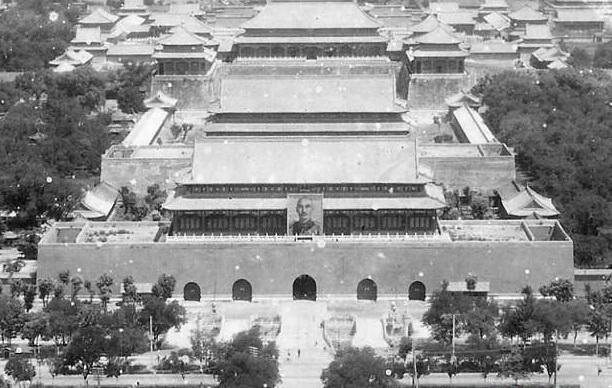 真实老照片: 你没有见过的天安门广场|天安门广场|天安门|金水桥_新浪新闻