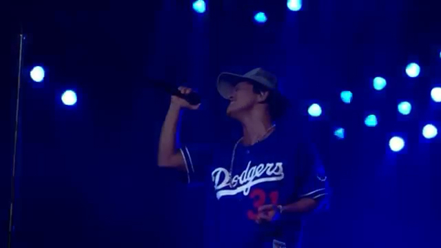 晚安最近超火的一首歌《少林英雄》完整版MV