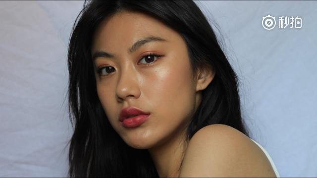 高级脸小姐姐教你小麦色肤色可以画的粉色系妆容 原po haley.