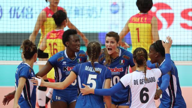 【2018女排欧冠 半决赛第二场 阿尔巴布拉日v