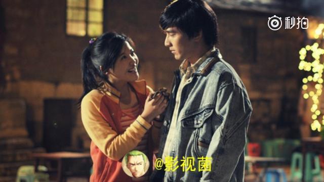 在电影《致青春》中,郑微跑到男生宿舍楼下向陈孝正告白,你.