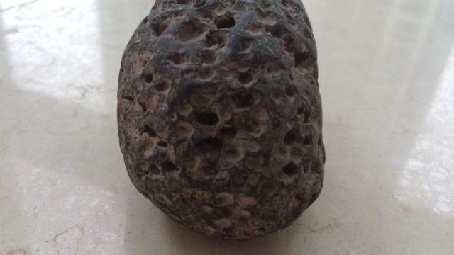 世界上最贵的石头,一克价格25000美金,一天产出量达到-萌人旅行的秒拍