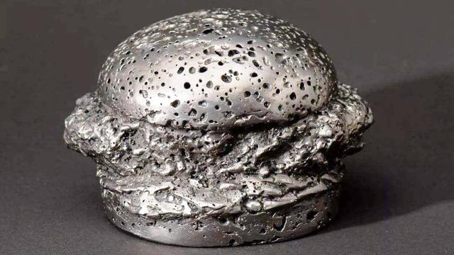 看了非洲这"蚊子汉堡",才发现之前的重口味都不算什么