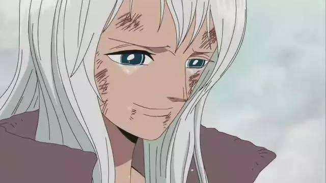 2,罗宾的妈妈欧尔比雅,母女样貌如出一辙,只是母亲白发.