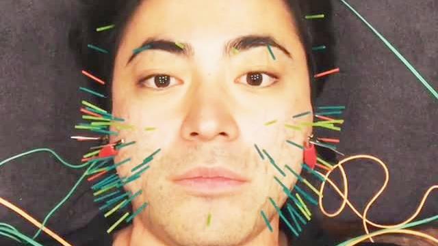 是小栗旬让我这么做的 山田孝之瞬间变刺猬 手机新浪网