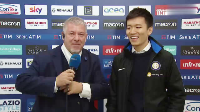 苏宁公子张康阳最新采访,这颜值和英语算什么水平