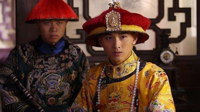 甄嬛传乾隆登基后给甄嬛讲了一个故事槿汐都差点听不下去了