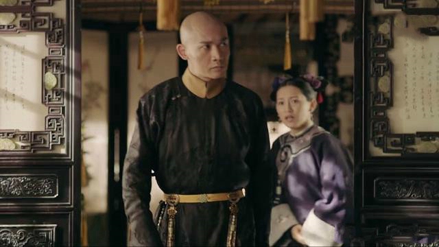 尔晴爬龙床回来时傅谦赶忙藏起一样东西原来破绽在这里