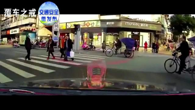 驾驶机动车驶离高速公路时,在这个位置怎样行