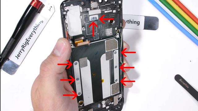 国外拆机大神盛赞小米mix3磁动力滑轨设计,"太妙了!