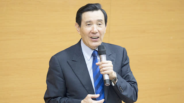 视频:韩国瑜因绿营一句话当场发飙!35秒连丢数