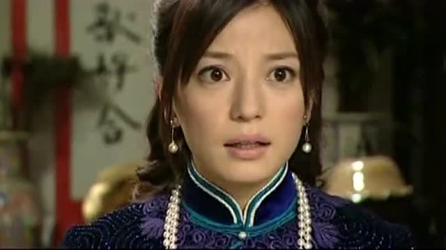 除了《还珠格格》之外,赵薇还出演过《京华烟云》的女主姚木兰.