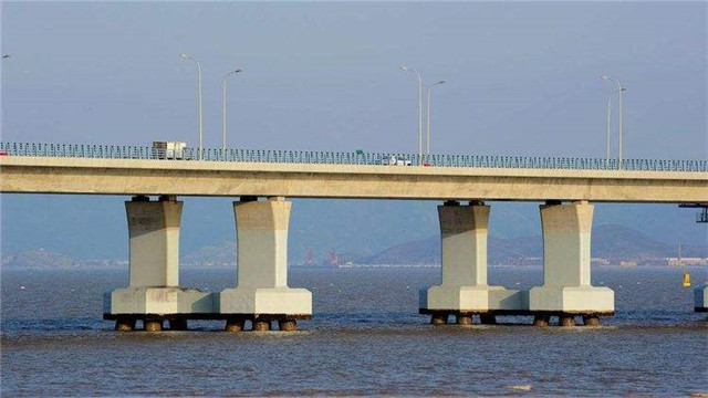 大海那么深跨海大桥桥墩有方法的修建看完崇拜世界建筑师的想