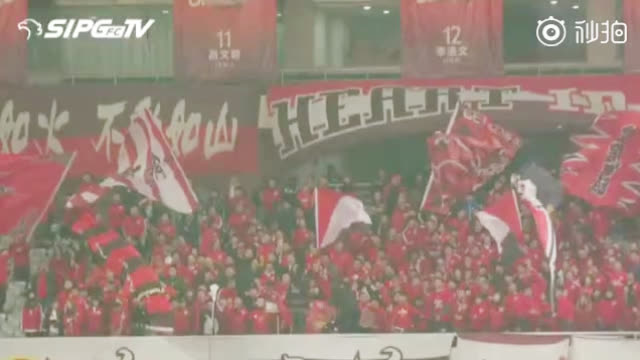 2018中超联赛冠军颁奖典礼,上海上港夺冠捧杯