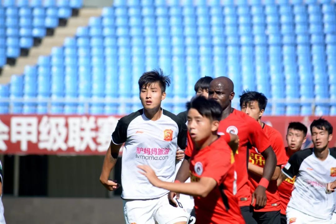 预备队|樊孝斌精彩世界波,李悦铭建功,武汉卓尔