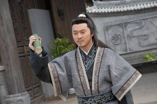 历史上曾有许多江洋大盗偷走过皇家的物品,他们的故事也在野史中广为