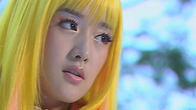 《巴啦啦小魔仙》中的女神级别妹子,不化妆的莉莉压制一切?