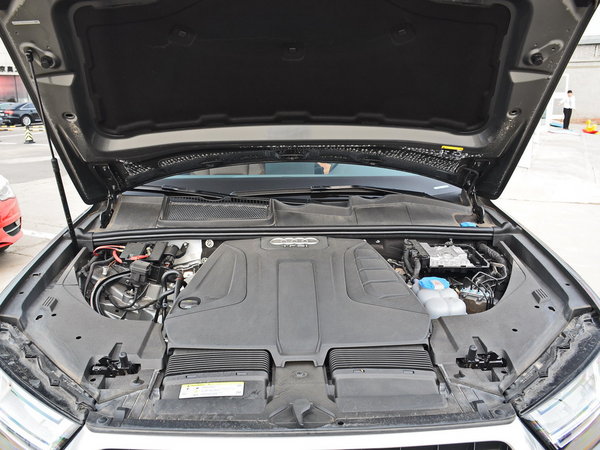 奥迪(进口)  40 TFSI