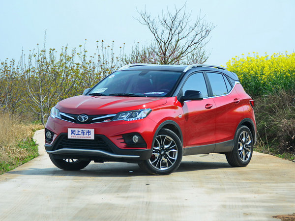 东南汽车  1.5T 左前正45度