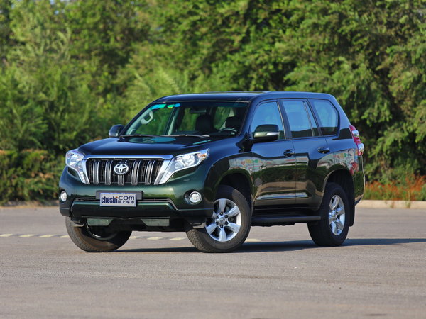 一汽丰田  2.7L 自动 左前正45度