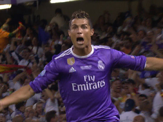 C罗前点扫射梅开二度