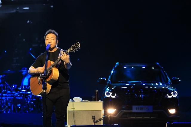 “型动派”7座中型SUV比速T5上市售7.29万起