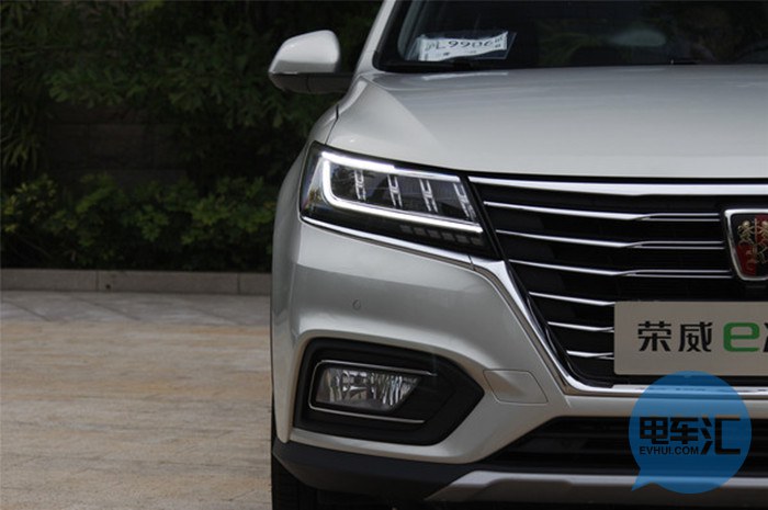 efb5c81ea771475a99f59c91bac8758e_th