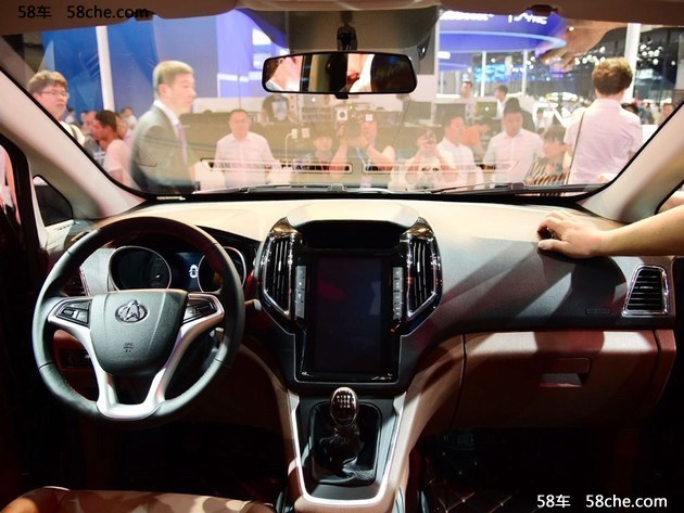 2017重庆车展 长安轻型车睿行S50T首发