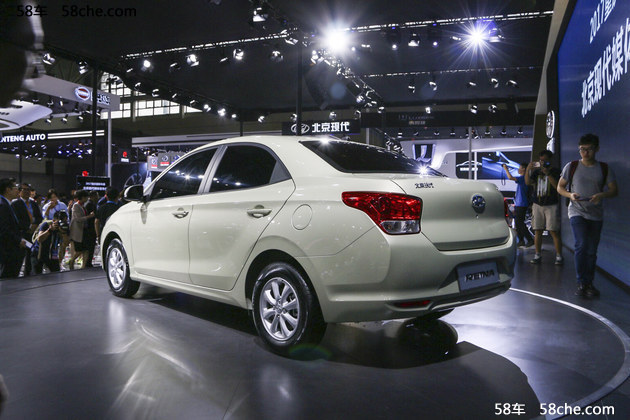 2017重庆车展 北京现代全新瑞纳全球首发