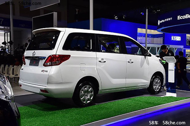 2017重庆车展 长安睿行S50V车型首次亮相