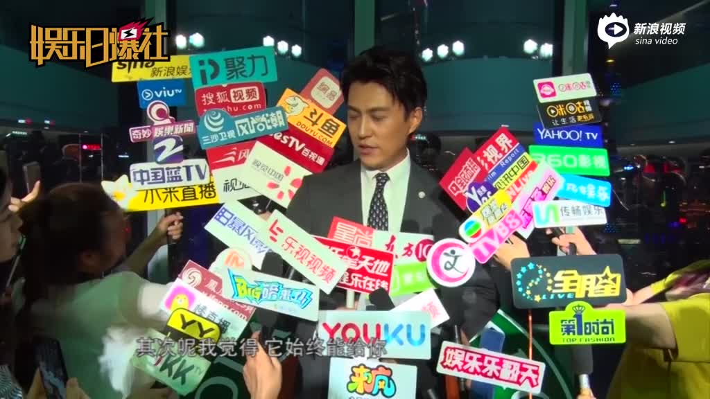 靳东竟是资深网球爱好者