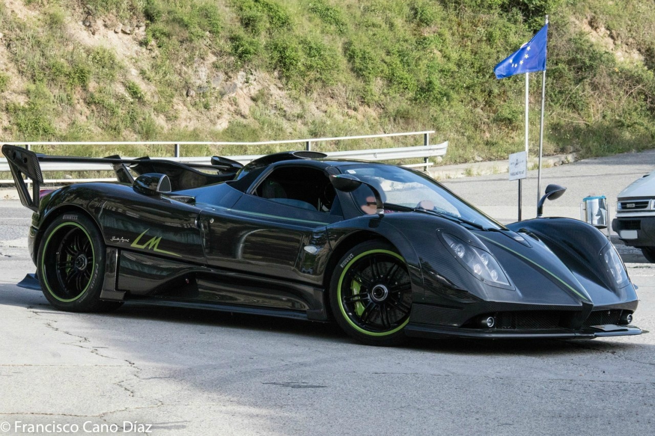 网友西班牙街拍帕加尼zonda 760 lm