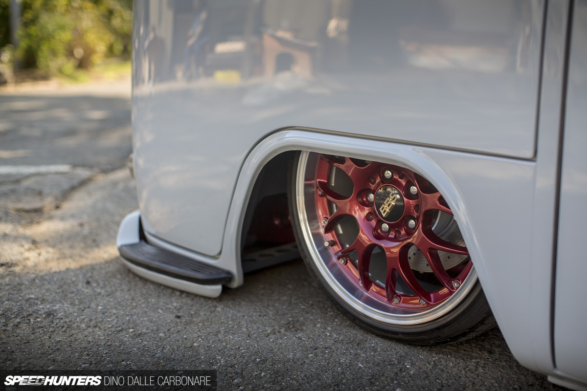 [转帖]低趴的面包 大众T2改装案例鉴赏