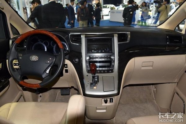 6分钟充满电&nbsp;董明珠投资30亿的新车真牛