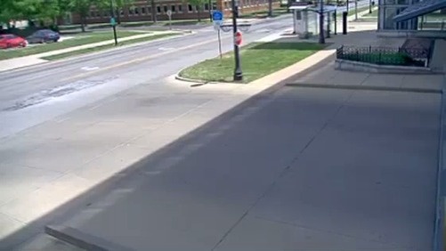 失踪女硕士上疑似绑架者车