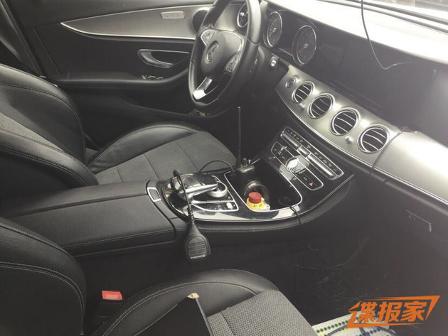 疑似国产E级入门版谍照 无天窗/小屏幕